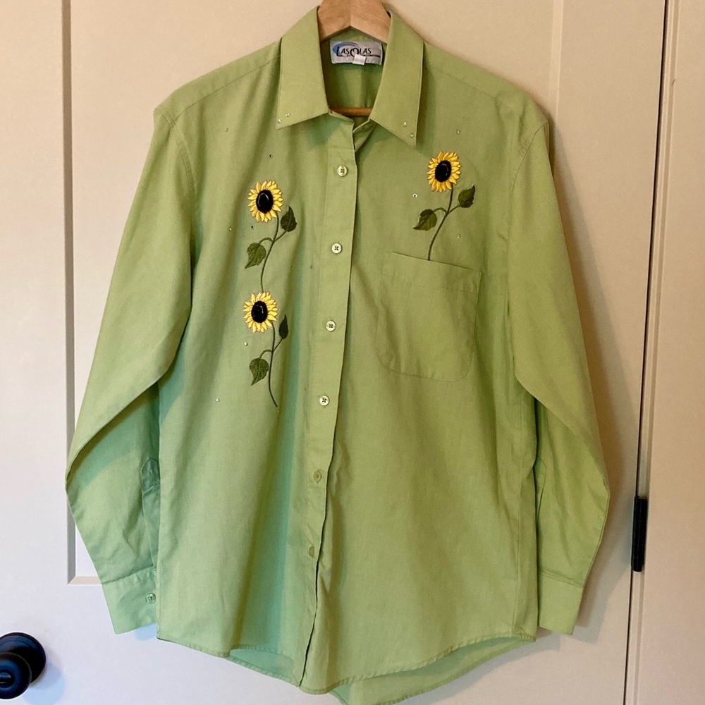 Las Olas Vingage Button Down Shirt with Sunflower Embroidery